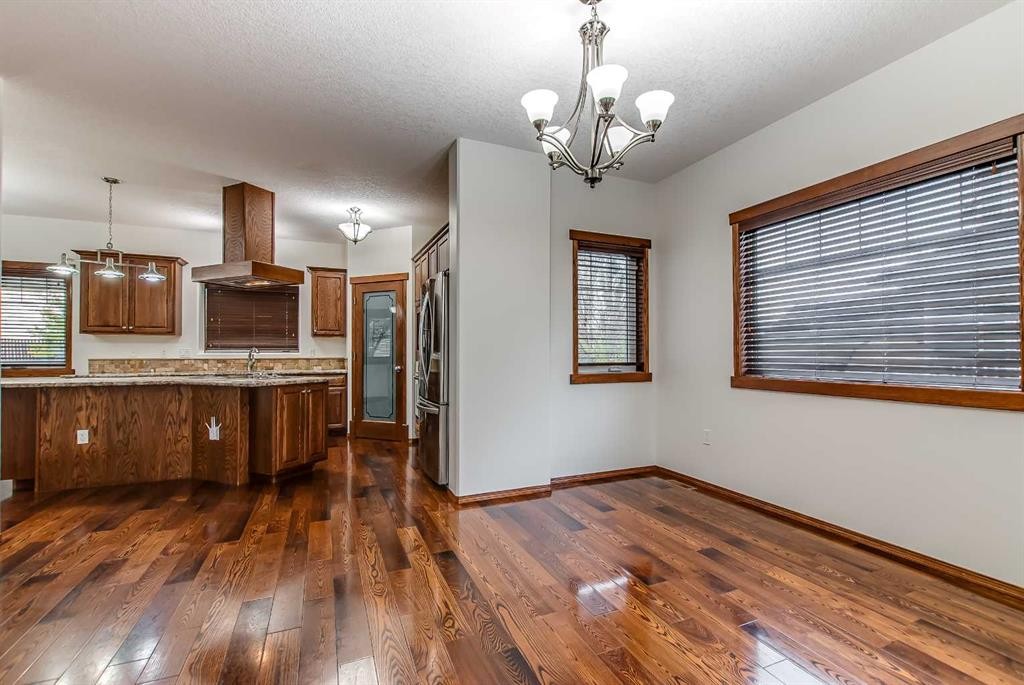1048 Eagle Ridge Drive, Dunmore, AB - Indoor Photo Showing Kitchen