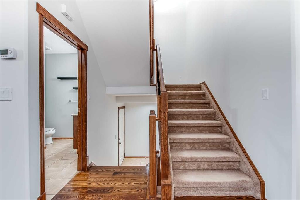 1048 Eagle Ridge Drive, Dunmore, AB - Indoor Photo Showing Other Room