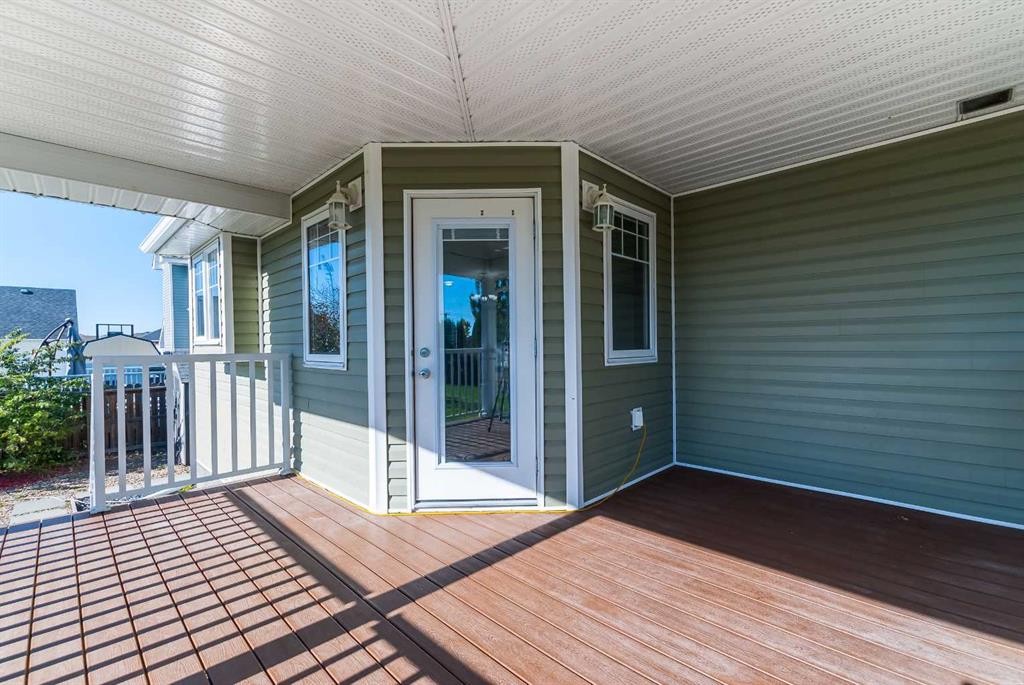 1048 Eagle Ridge Drive, Dunmore, AB - Outdoor With Deck Patio Veranda With Exterior