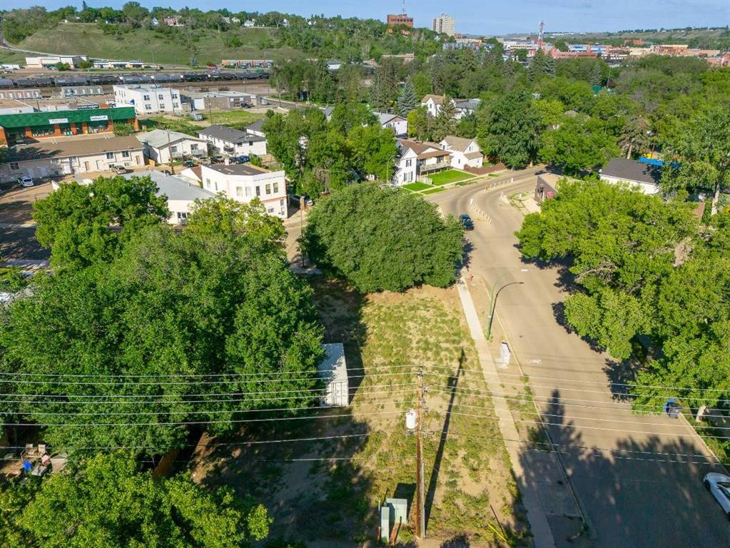 925 Yuill Street Se, Medicine Hat, AB