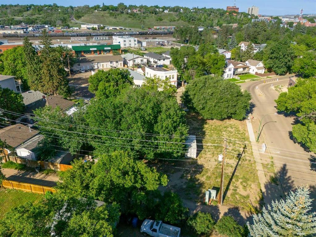 925 Yuill Street Se, Medicine Hat, AB