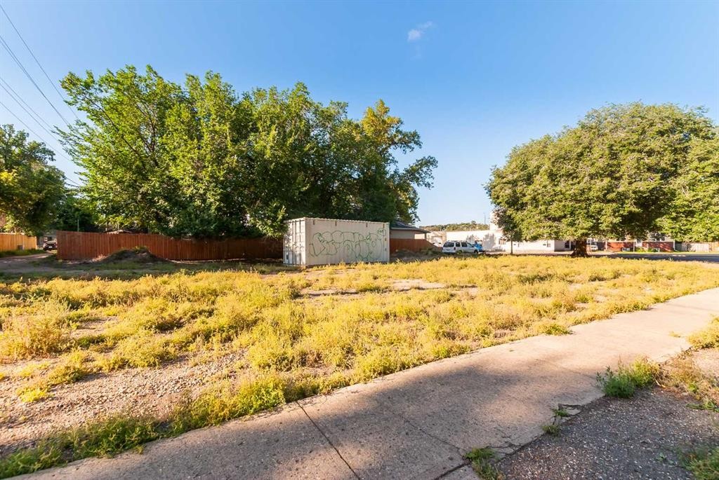 925 Yuill Street Se, Medicine Hat, AB