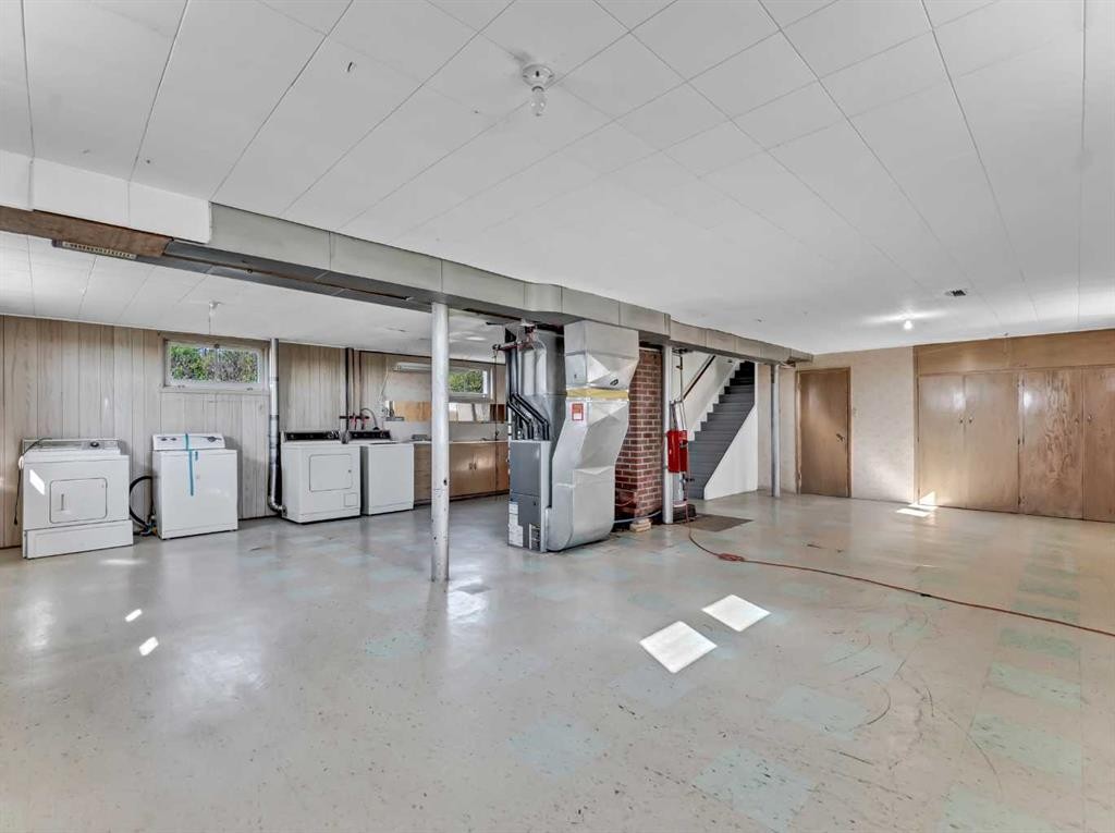 1-13402 Range Road 75, Rural Cypress County, AB - Indoor