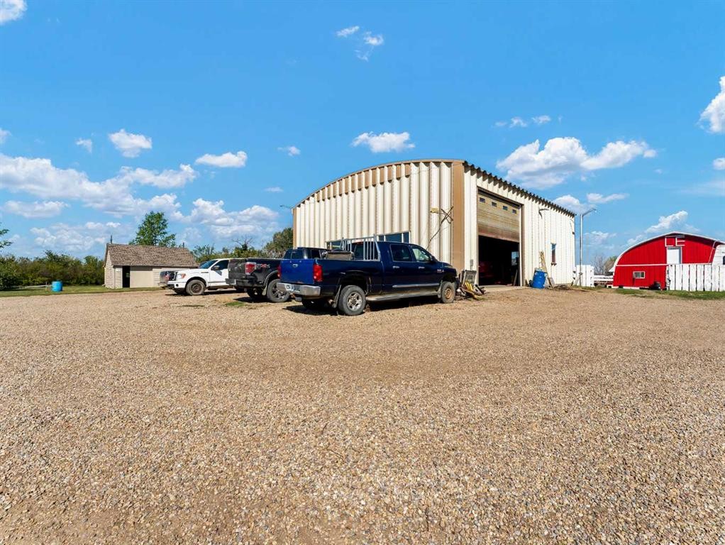 1-13402 Range Road 75, Rural Cypress County, AB - Outdoor