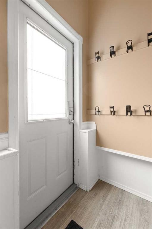 417 2 Street Se, Redcliff, AB - Indoor Photo Showing Other Room