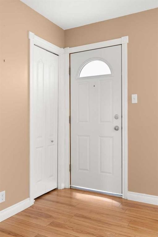 417 2 Street Se, Redcliff, AB - Indoor Photo Showing Other Room