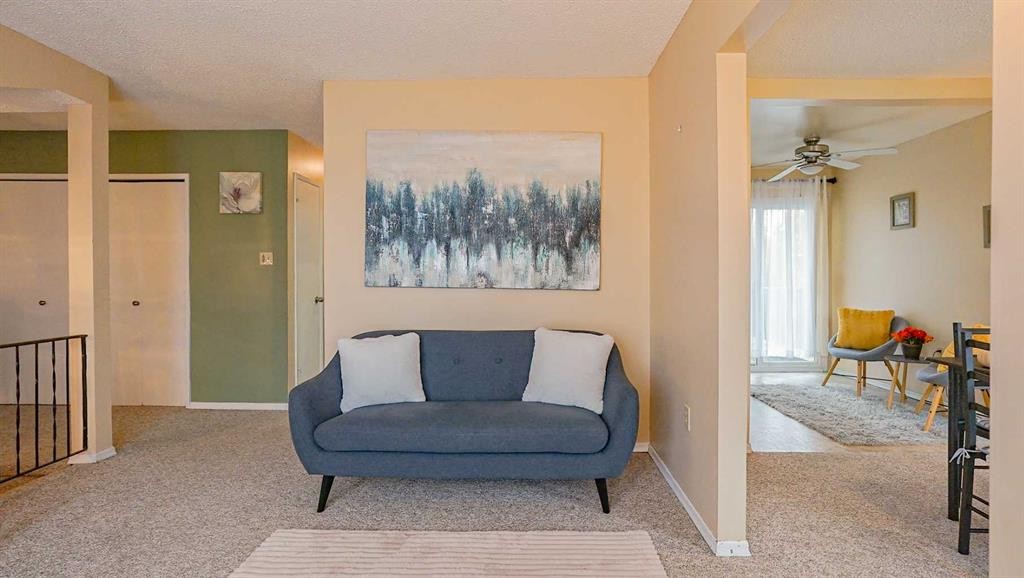 90 Simpson Crescent Se, Medicine Hat, AB - Indoor