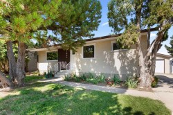 1804 17 Street SE Medicine Hat, AB T1A 2B2