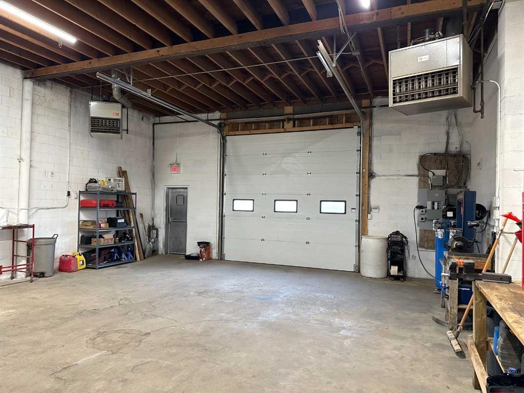 849 16 Street Sw, Medicine Hat, AB