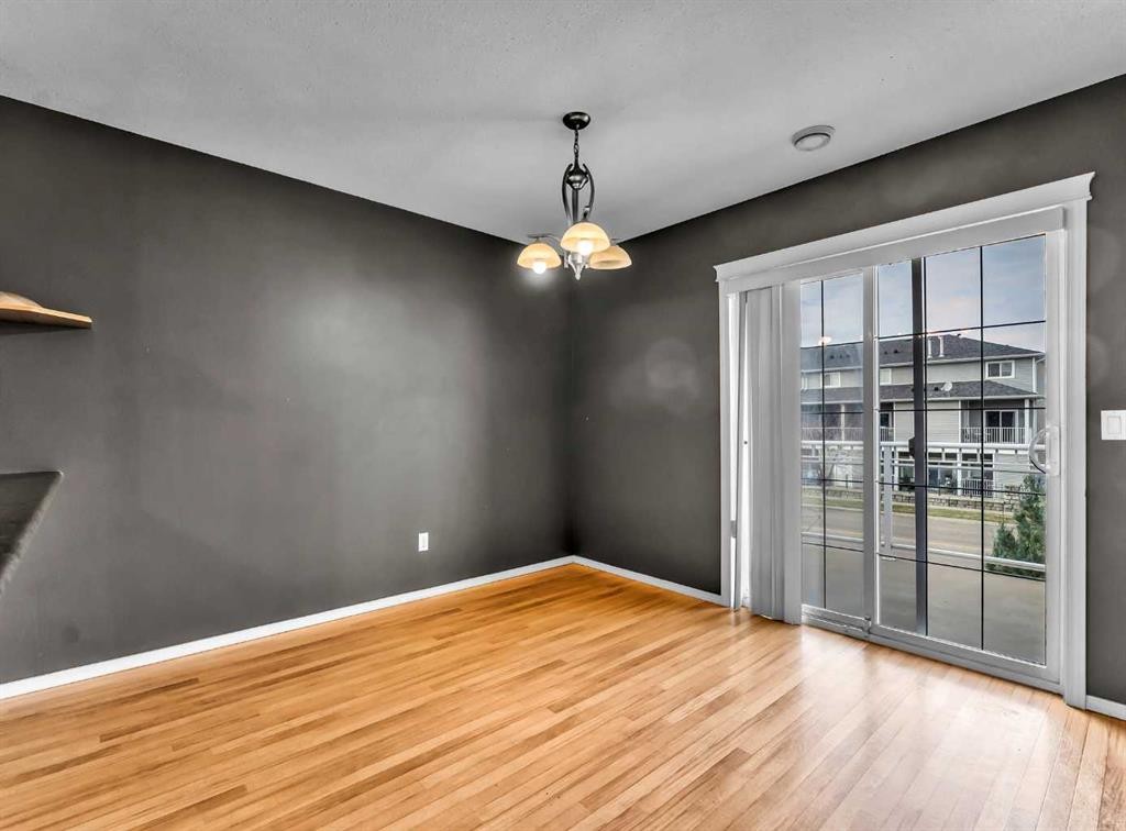 29 Northlands Lane Ne, Medicine Hat, AB - Indoor Photo Showing Other Room