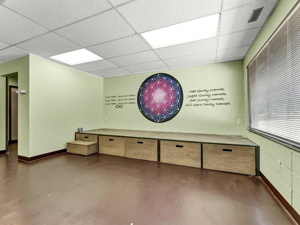 202A-140 Maple Avenue Se, Medicine Hat, AB