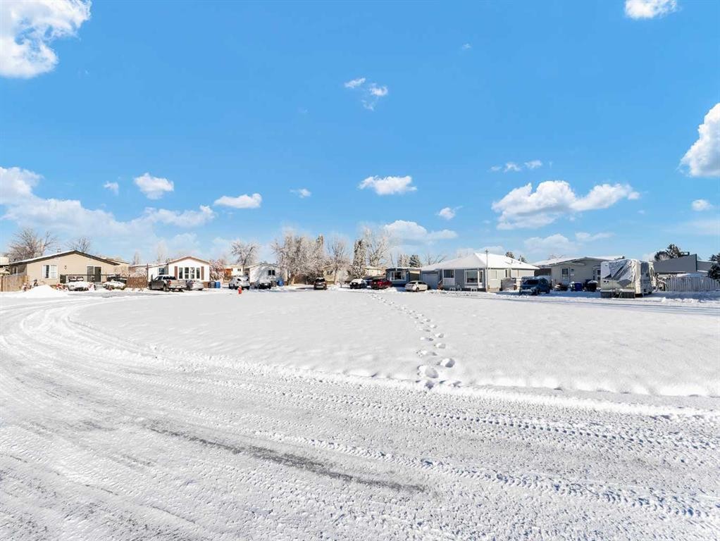 342 Cornell Crescent Sw, Medicine Hat, AB - Outdoor With View