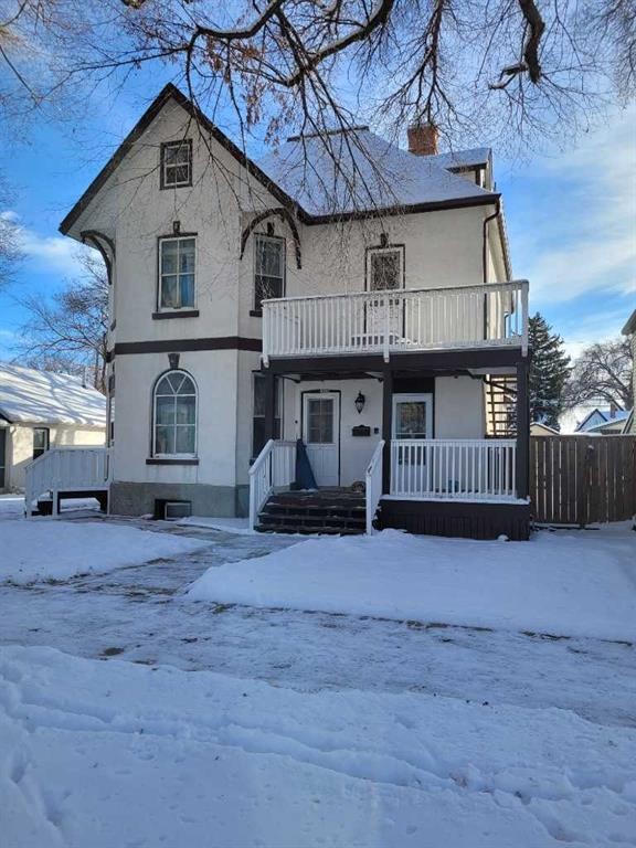 A-819A 5 Street Se, Medicine Hat, AB - Outdoor With Facade