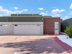 6 Palisades Way NE Medicine Hat, AB T1C 2B4