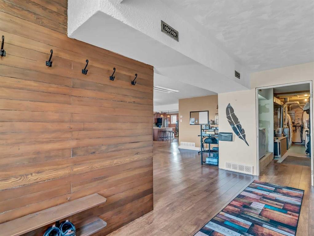 6-12006 Range Road 43, Rural Cypress County, AB - Indoor Photo Showing Other Room