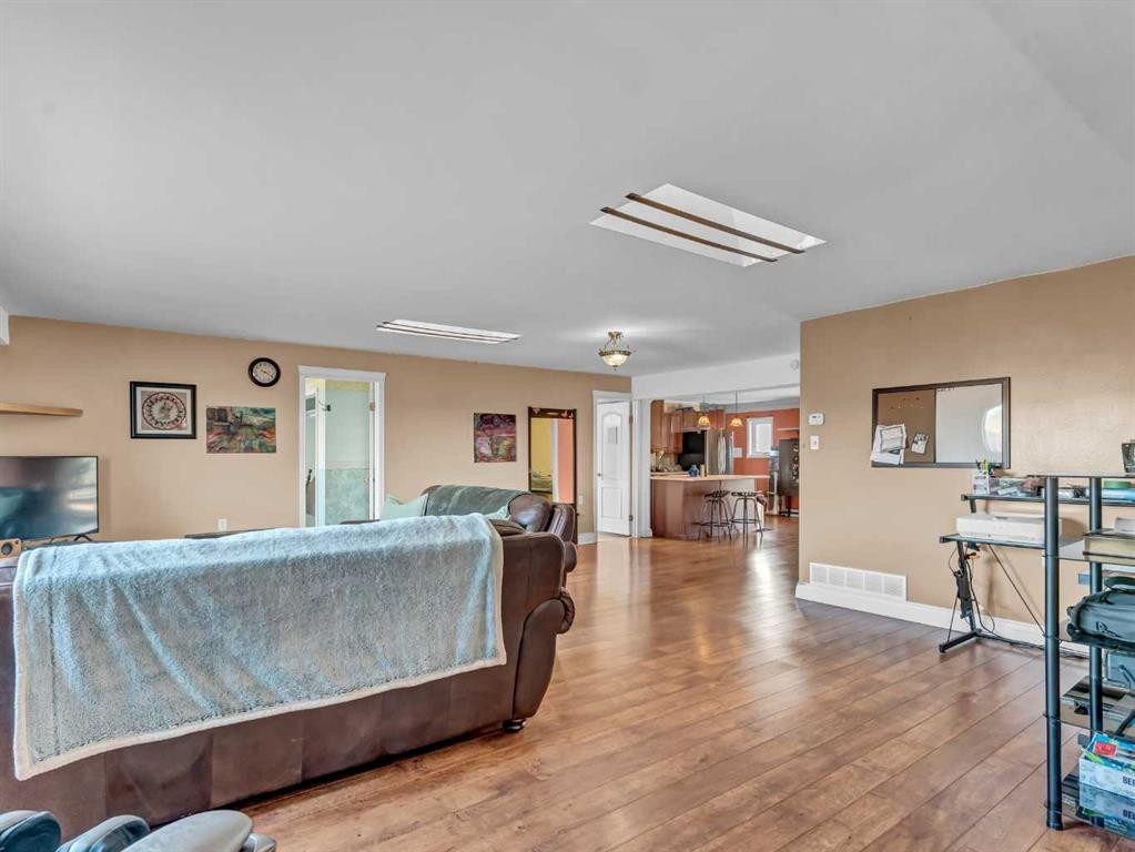 6-12006 Range Road 43, Rural Cypress County, AB - Indoor