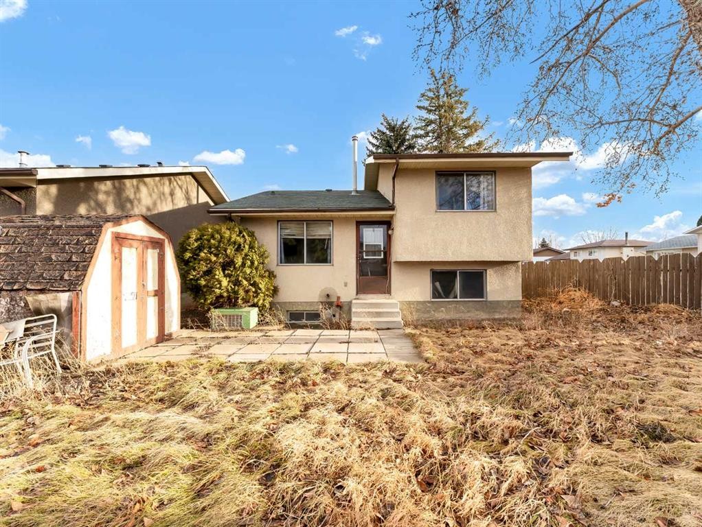 6 Simpson Crescent Se, Medicine Hat, AB - Outdoor