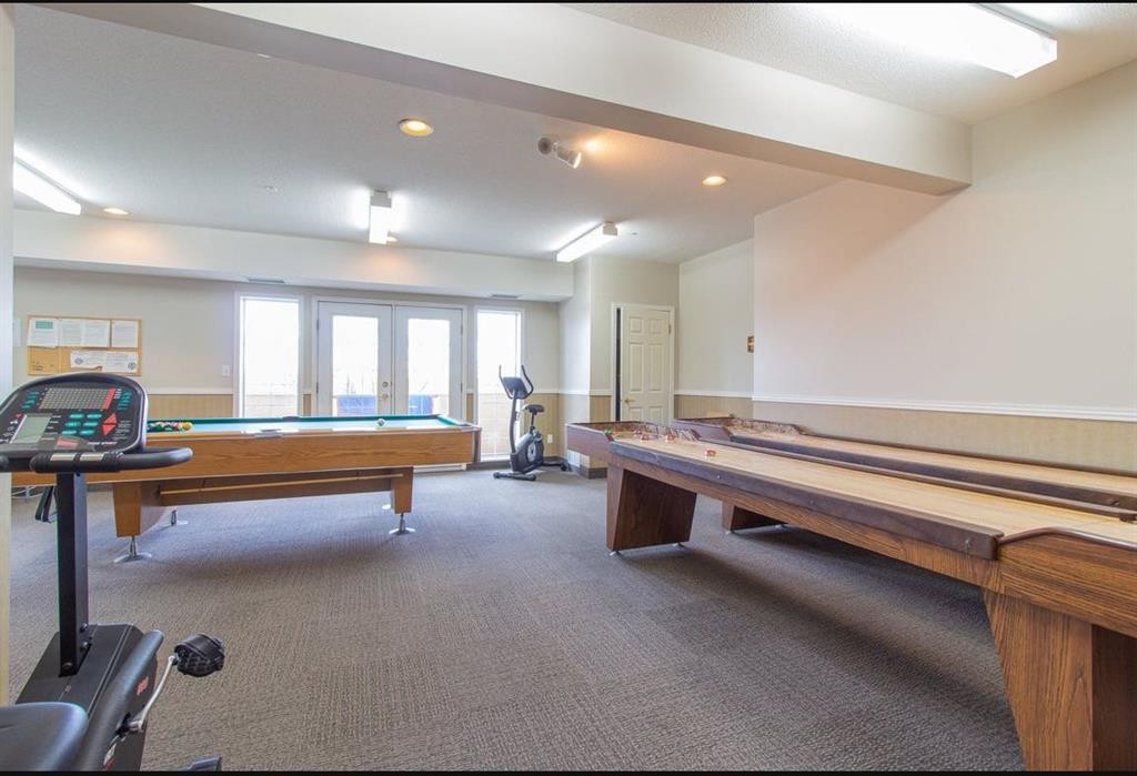 431-278 Park Meadows Drive Se, Medicine Hat, AB - Indoor Photo Showing Other Room