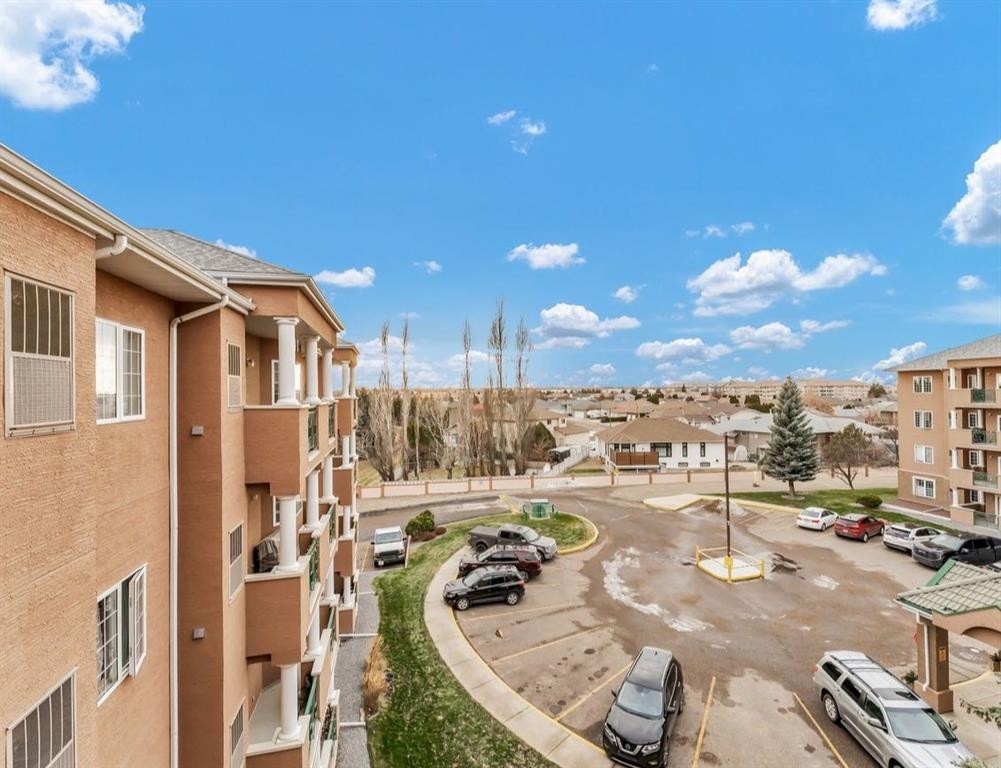 431-278 Park Meadows Drive Se, Medicine Hat, AB - Outdoor