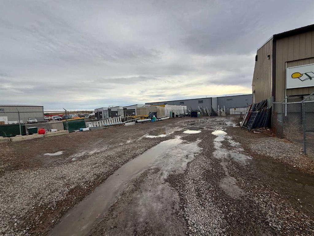 1701 36 Street North, Lethbridge, AB