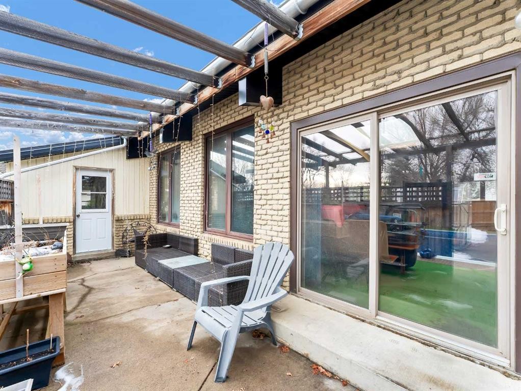 2210 Upland Drive Se, Medicine Hat, AB - Outdoor With Deck Patio Veranda