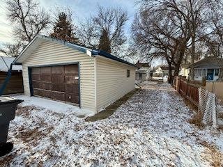 519B Allowance Avenue Se, Medicine Hat, AB - Outdoor