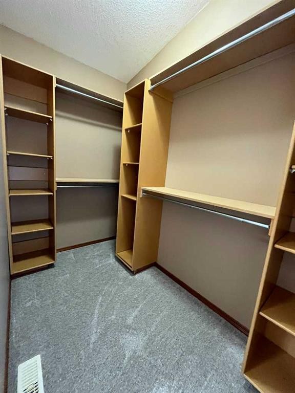 260 Sierra Drive Sw, Medicine Hat, AB - Indoor