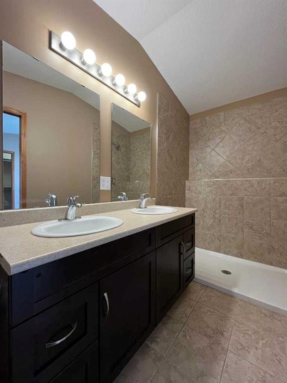 260 Sierra Drive Sw, Medicine Hat, AB - Indoor Photo Showing Bathroom