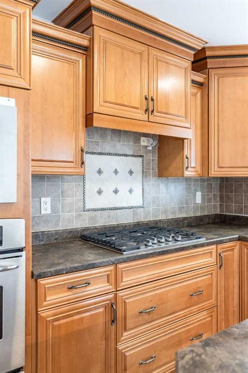 1321 19 Street Se, Medicine Hat, AB - Indoor Photo Showing Kitchen