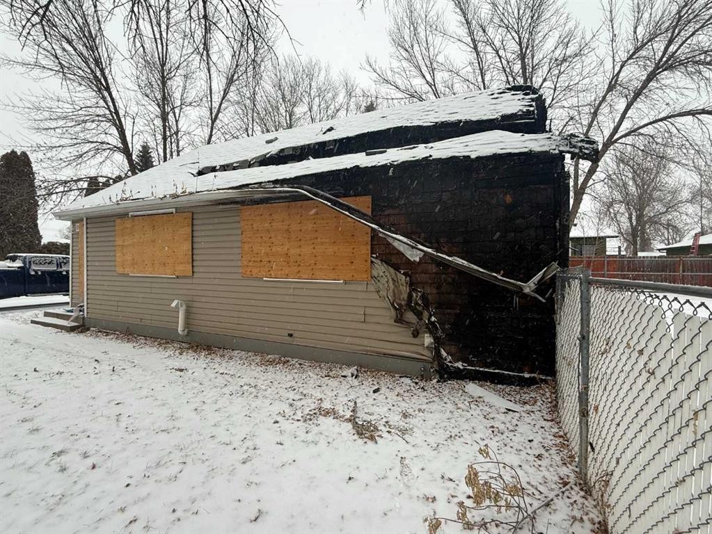 216 Centre Street, Brooks, AB