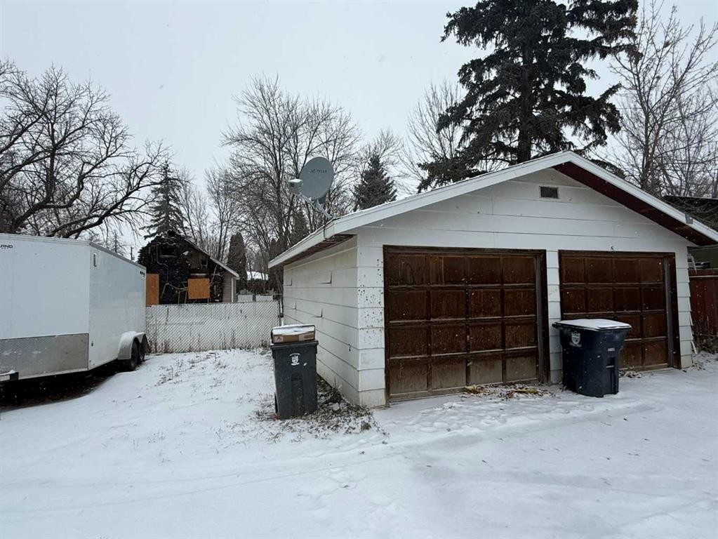 216 Centre Street, Brooks, AB