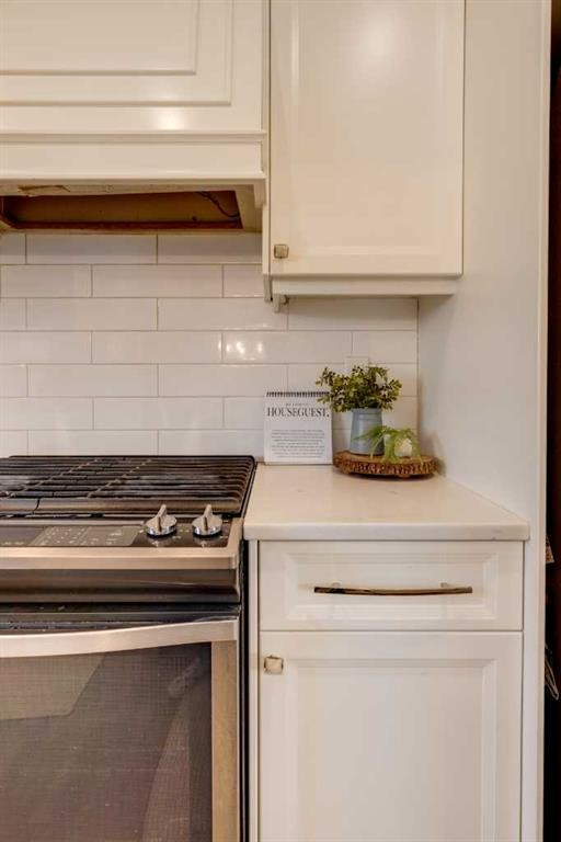 157 Calder Road Se, Medicine Hat, AB - Indoor Photo Showing Kitchen