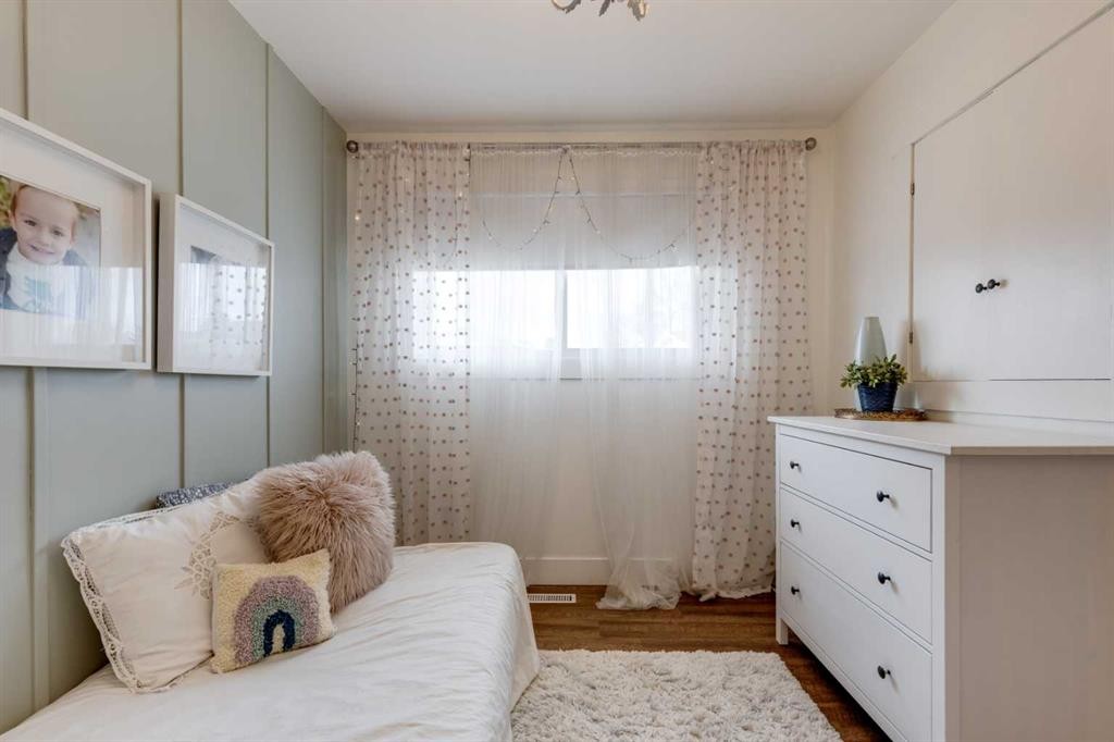 157 Calder Road Se, Medicine Hat, AB - Indoor