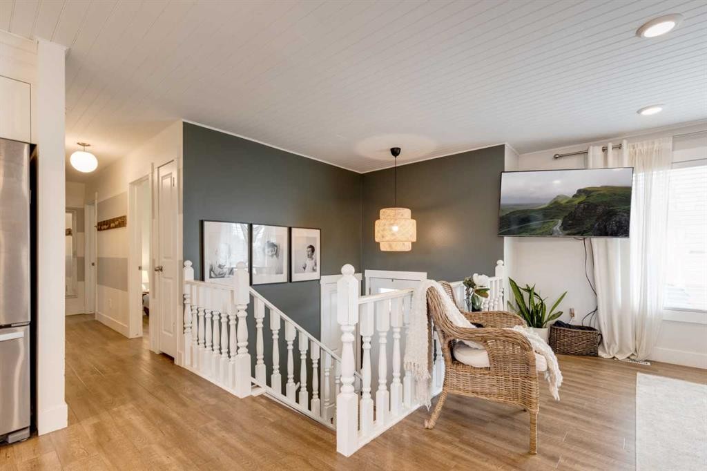 157 Calder Road Se, Medicine Hat, AB - Indoor Photo Showing Other Room