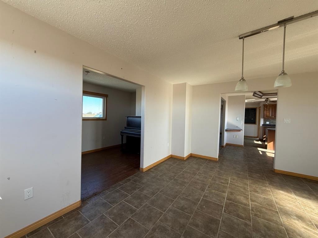 14515 Range Road 93, Rural Cypress County, AB - Indoor Photo Showing Other Room