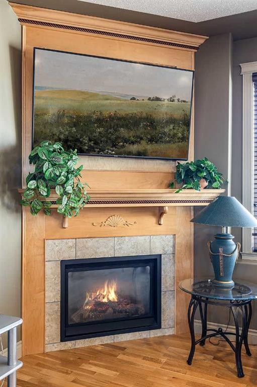 770 Eagle Ridge Drive, Dunmore, AB - Indoor Photo Showing Living Room With Fireplace