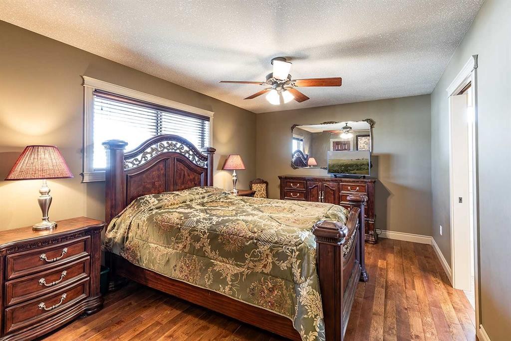 770 Eagle Ridge Drive, Dunmore, AB - Indoor Photo Showing Bedroom