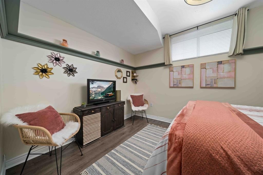 110 Redcliff Way Sw, Redcliff, AB - Indoor