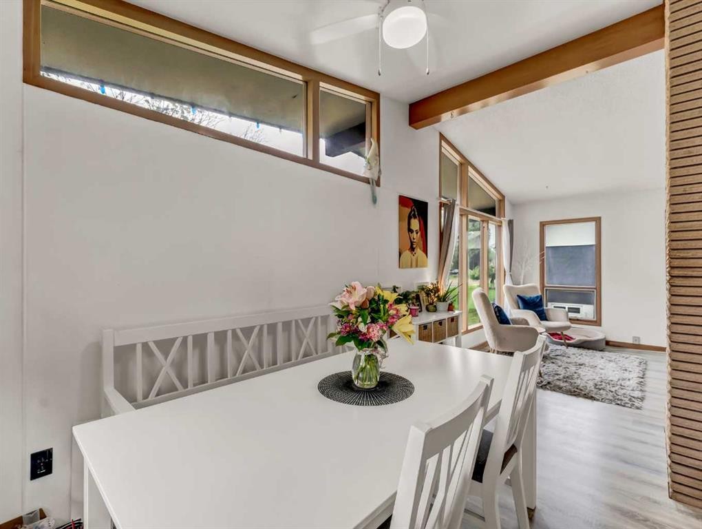 164 Muir Crescent Nw, Medicine Hat, AB - Indoor Photo Showing Dining Room