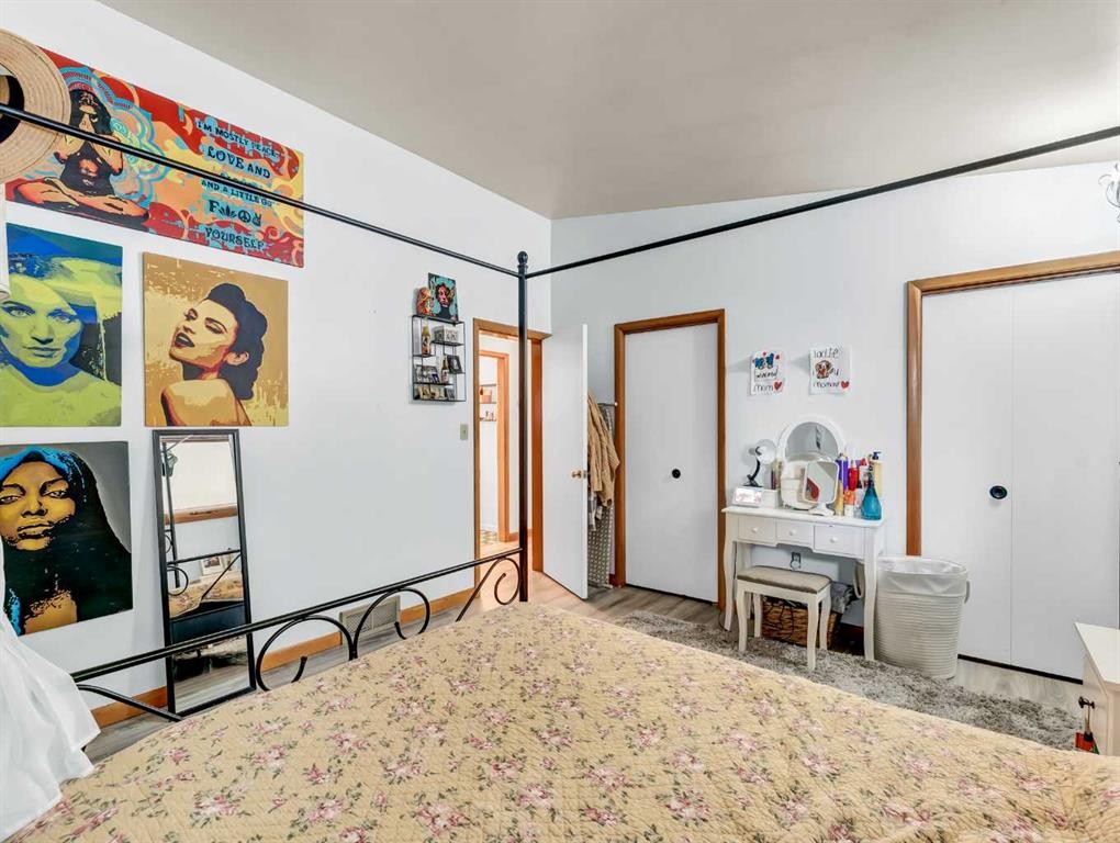 164 Muir Crescent Nw, Medicine Hat, AB - Indoor Photo Showing Other Room