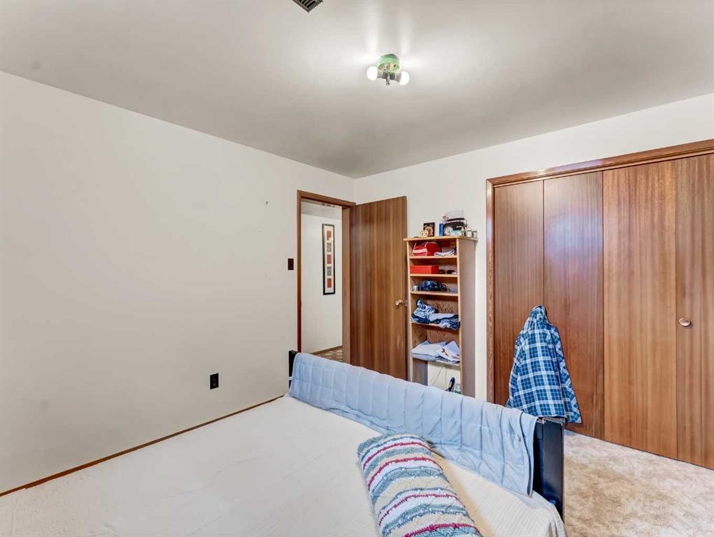 164 Muir Crescent Nw, Medicine Hat, AB - Indoor