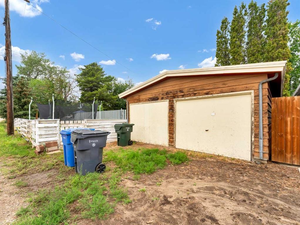 164 Muir Crescent Nw, Medicine Hat, AB - Outdoor