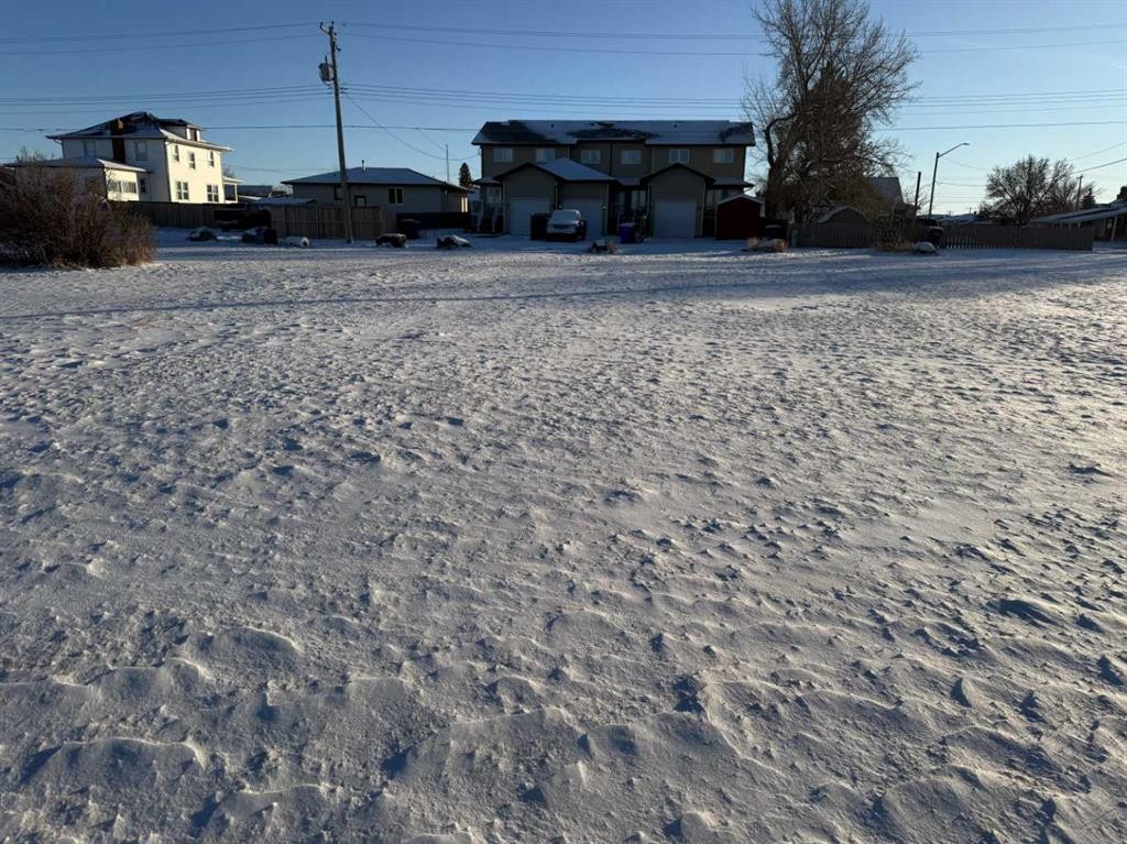 113 7 Avenue East, Bow Island, AB