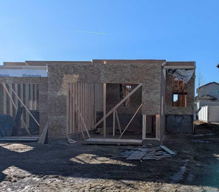 310 Somerside Crescent, Medicine Hat, AB - Outdoor