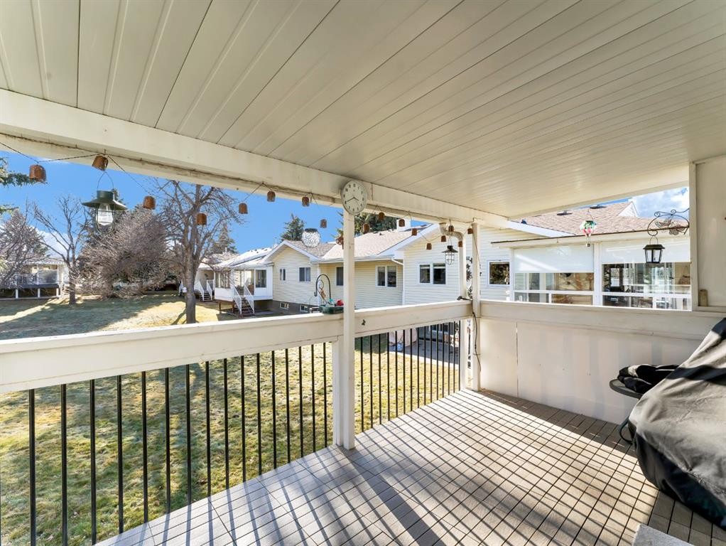 30-459 Carry Drive Se, Medicine Hat, AB - Outdoor With Deck Patio Veranda