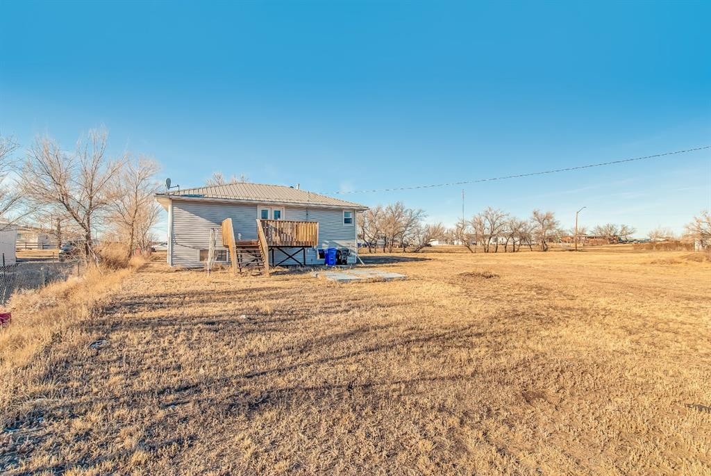 428 2 Street, Suffield, AB - Outdoor