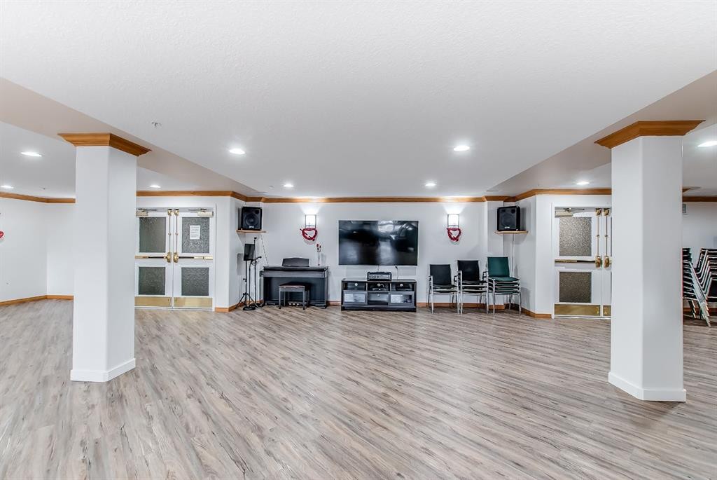 429-1182 Southview Drive Se, Medicine Hat, AB - Indoor