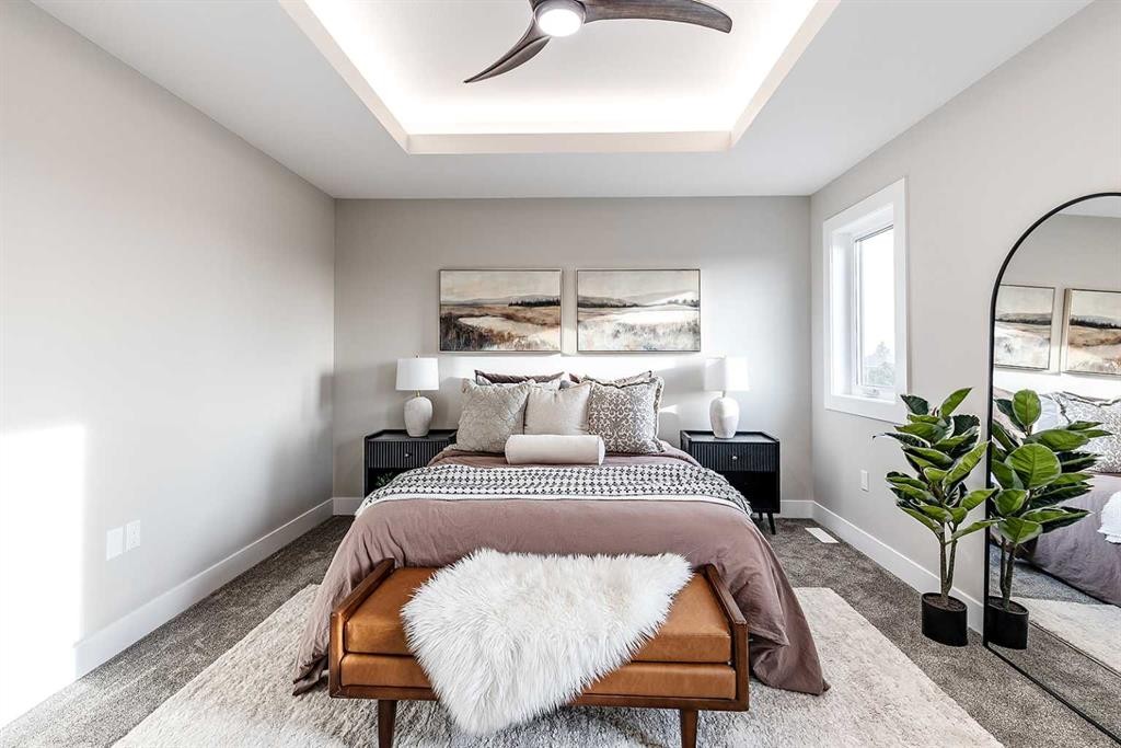 111 Sierra Road Sw, Medicine Hat, AB - Indoor Photo Showing Bedroom