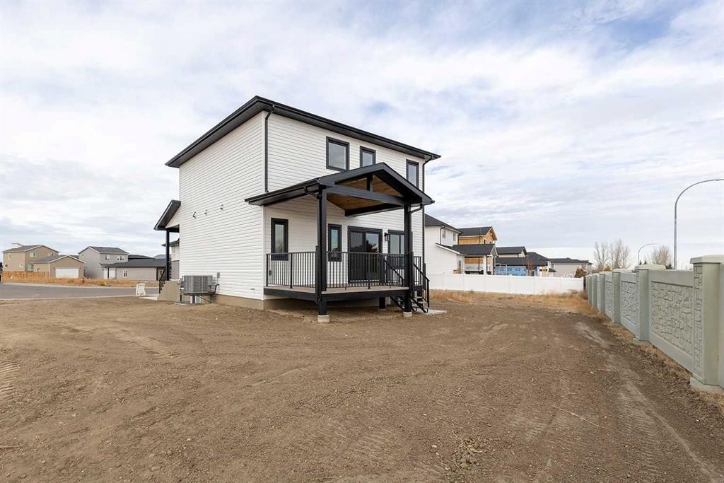111 Sierra Road Sw, Medicine Hat, AB - Outdoor With Deck Patio Veranda