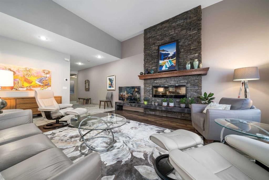 30 Palisades Mews Ne, Medicine Hat, AB - Indoor Photo Showing Living Room With Fireplace